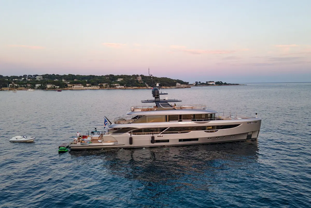 Oasis 40, exterior — Yacht Hire Saint-Tropez, Saint-Tropez. Oasis 40 — 40m