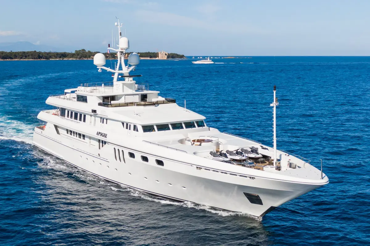 Apogee, exterior — Yacht Hire Saint-Tropez, Saint-Tropez. Apogee — 62.5m