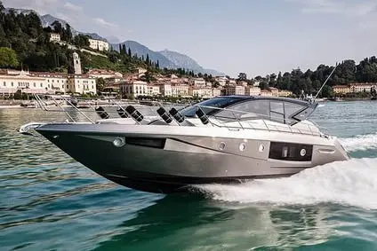 Cranchi M44 HT, exterior — Yacht Hire Saint-Tropez, Saint-Tropez. Cranchi M44 HT — 14m