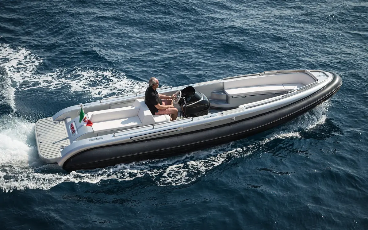 Dariel 7.5m, exterior — Yacht Hire Saint-Tropez, Saint-Tropez. Dariel 7.5m — 7.5m
