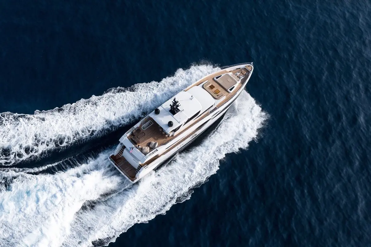 Majesty 100, main deck — Yacht Hire Saint-Tropez, Saint-Tropez. Majesty 100 — 32m