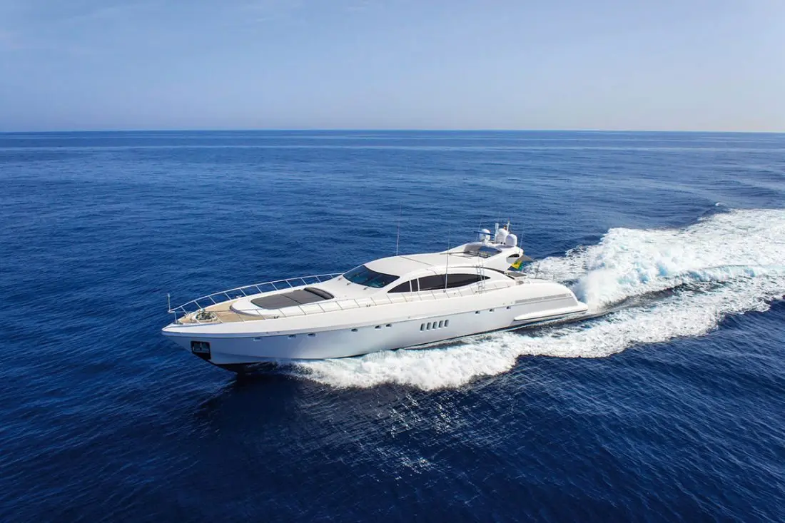 Mangusta 108, exterior — Yacht Hire Saint-Tropez, Saint-Tropez. Mangusta 108 — 33m