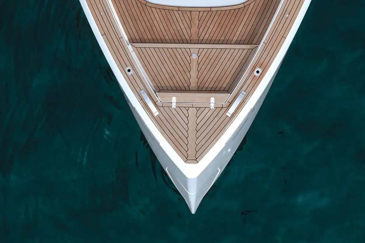 Pardo 43, cubierta principal — Yacht Hire Saint-Tropez, Saint-Tropez. Pardo 43 — 13.4m