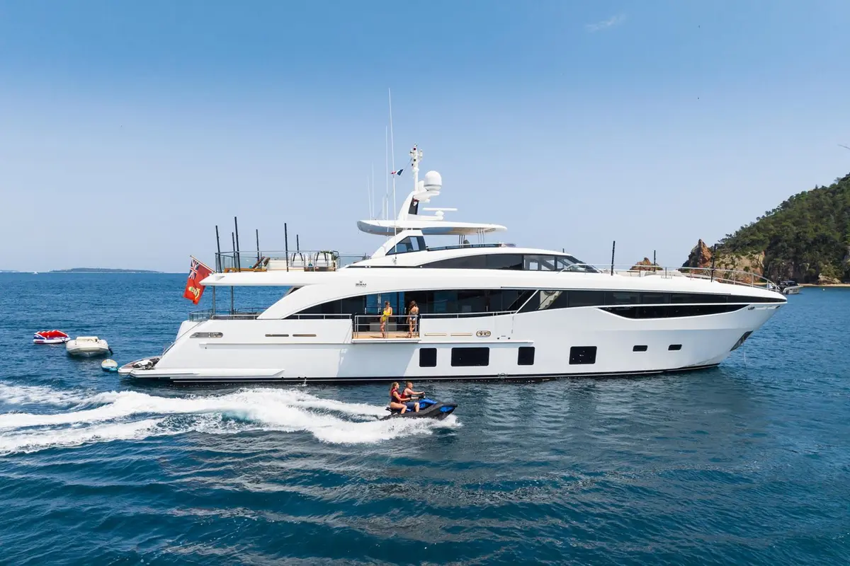 Princess 35M, exterior — Yacht Hire Saint-Tropez, Saint-Tropez. Princess 35M — 35m
