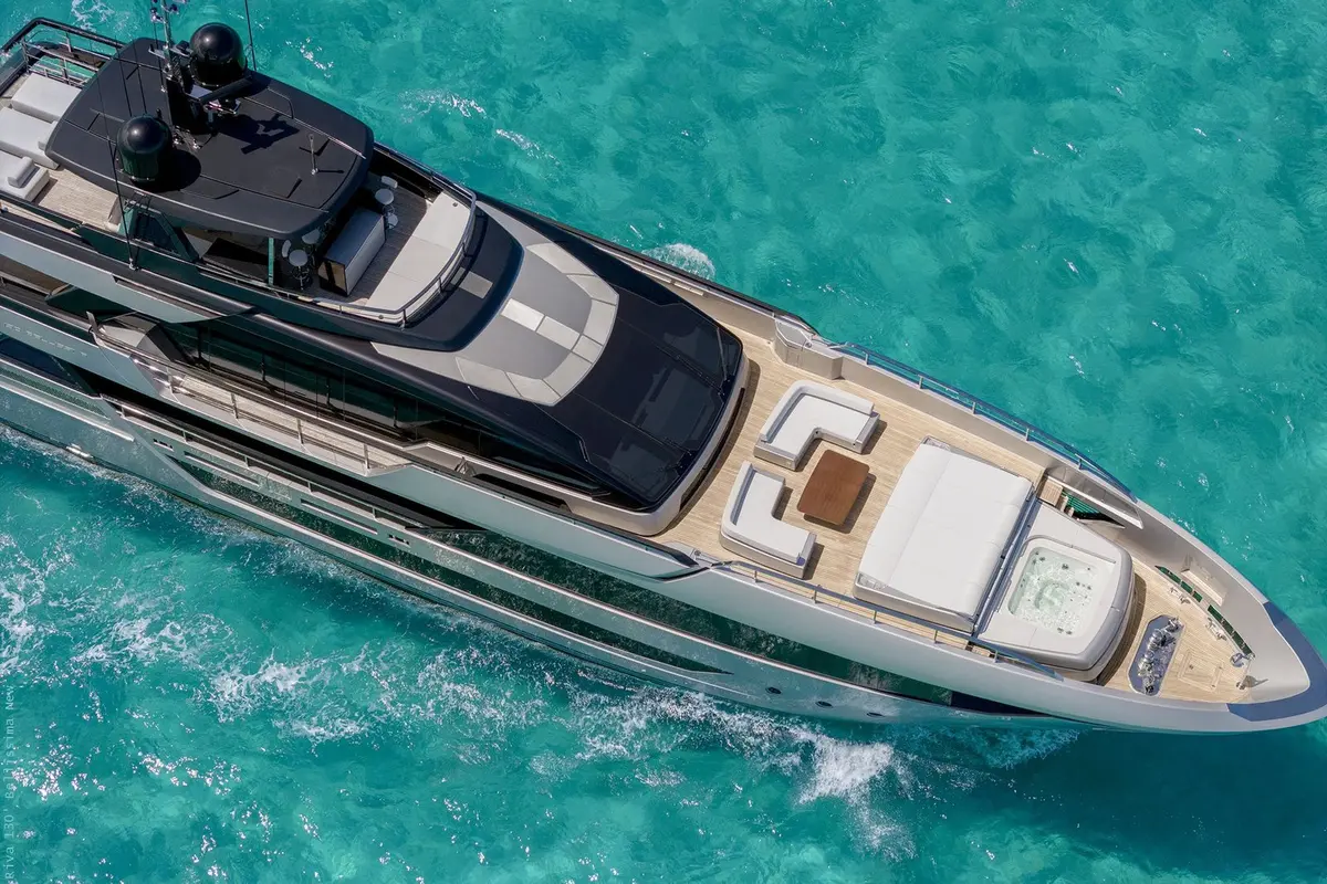 Riva 130, salon — Yacht Hire Saint-Tropez, Saint-Tropez. Riva 130 — 40m
