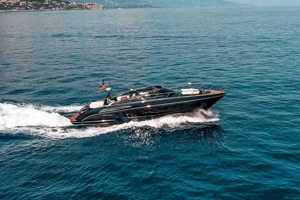 Riva 56 Rivale, main deck — Yacht Hire Saint-Tropez, Saint-Tropez. Riva 56 Rivale — 17m