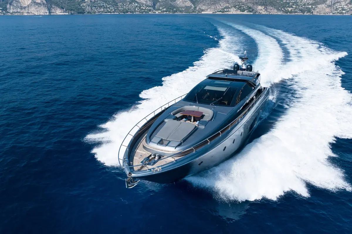 Riva 86 Domino, aft deck — Yacht Hire Saint-Tropez, Saint-Tropez. Riva 86 Domino — 26m
