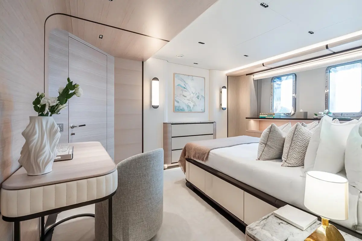 M, salón — Yacht Hire Saint-Tropez, Saint-Tropez. M — 47m