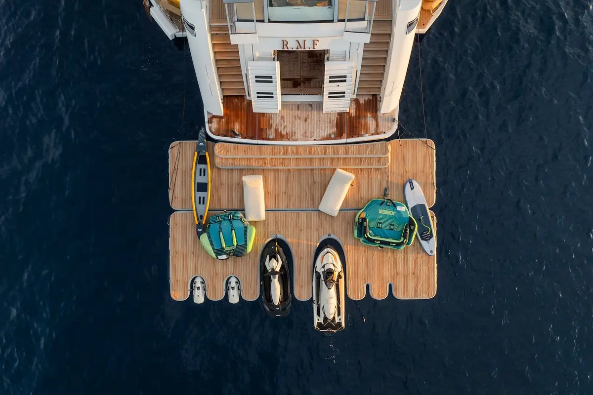 RMF, salon — Yacht Hire Saint-Tropez, Saint-Tropez. RMF — 52m