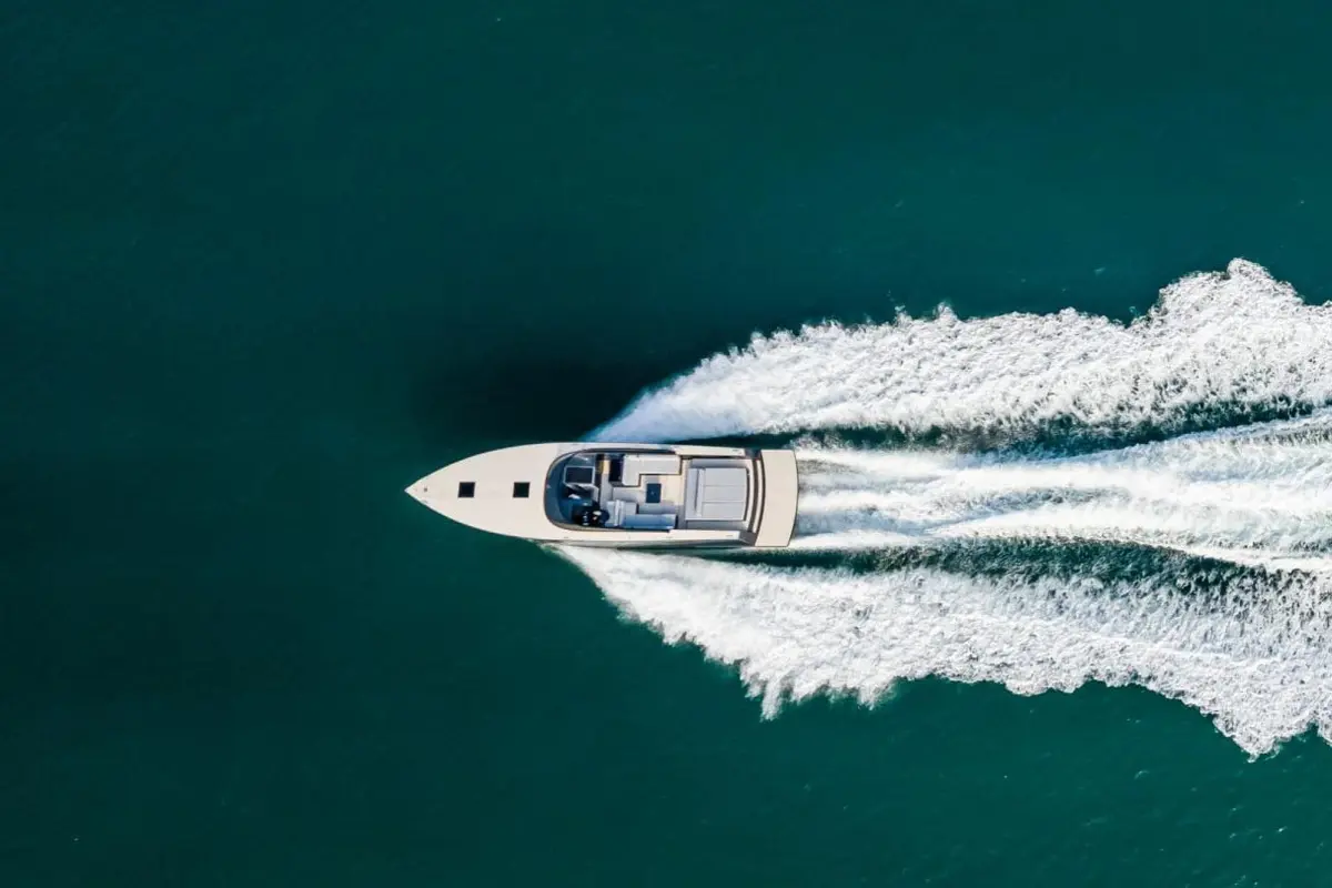 Vandutch 55, aft deck — Yacht Hire Saint-Tropez, Saint-Tropez. Vandutch 55 — 16m