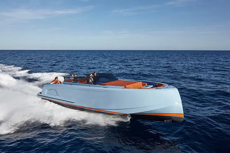 Vanquish VQ60, exterior — Yacht Hire Saint-Tropez, Saint-Tropez. Vanquish VQ60 — 18.3m