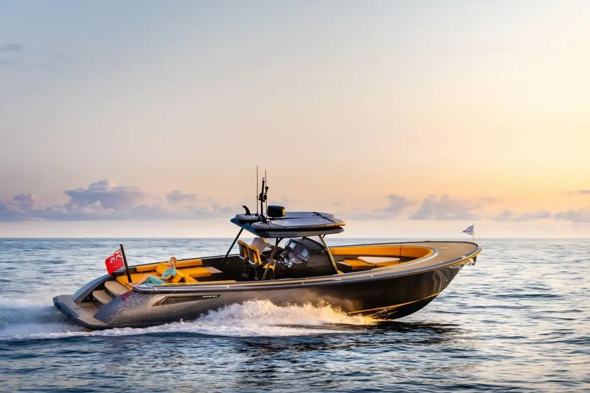 Wajer 38S, exterior — Yacht Hire Saint-Tropez, Saint-Tropez. Wajer 38S — 11m