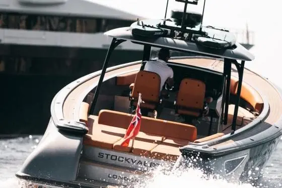 Wajer 38S, master cabin — Yacht Hire Saint-Tropez, Saint-Tropez. Wajer 38S — 11m