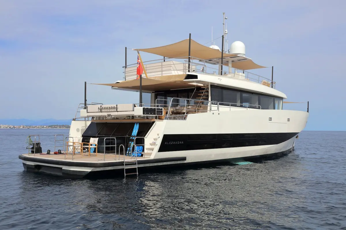 WallyAce 26, salón — Yacht Hire Saint-Tropez, Saint-Tropez. WallyAce 26 — 26m